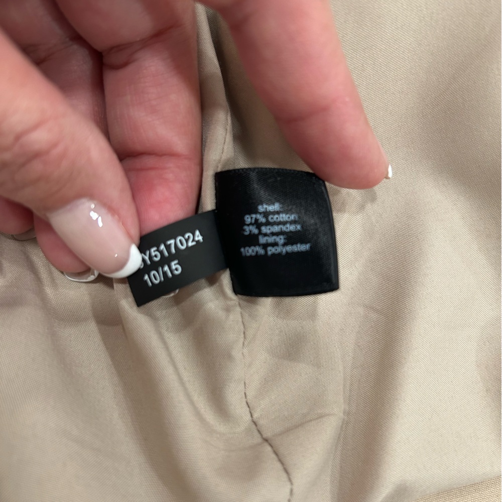 The Limited Women's Tan Blazer - Picture 15 of 15
